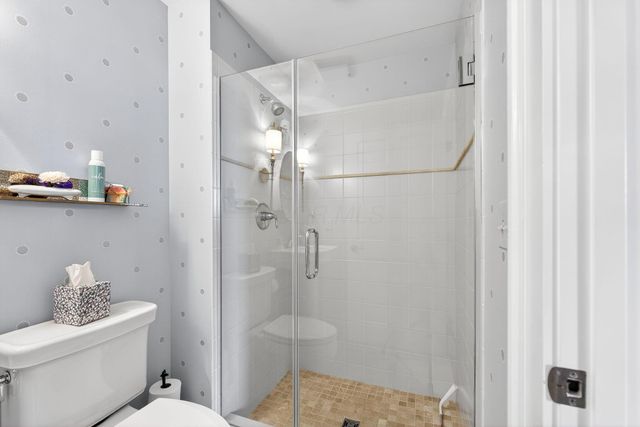 649 High Street, 202, Worthington, OH 43085