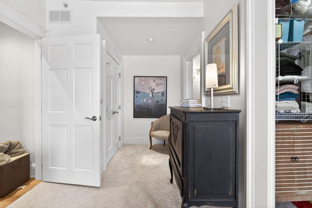 649 High Street, 202, Worthington, OH 43085