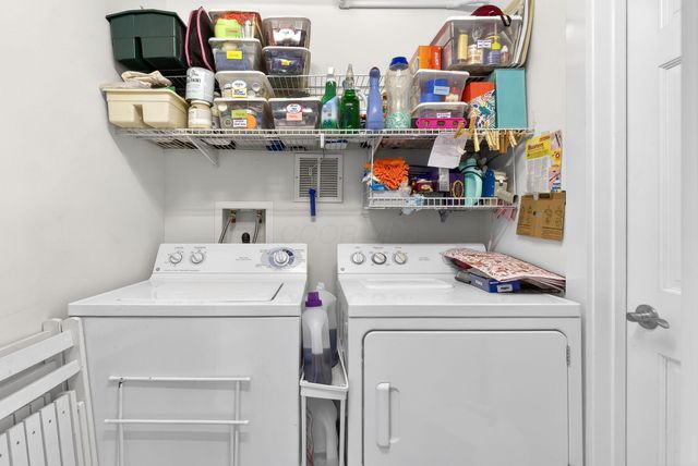 649 High Street, 202, Worthington, OH 43085