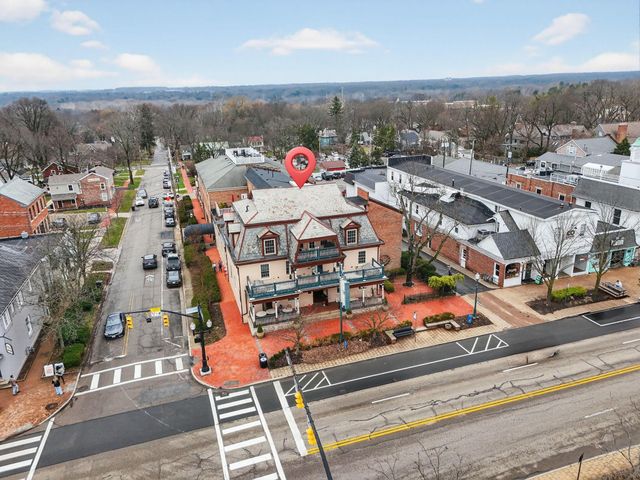 649 High Street, 202, Worthington, OH 43085