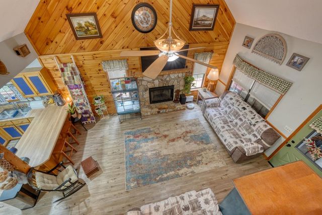 135 Deerwood Trail Road, Blairsville, GA 30512