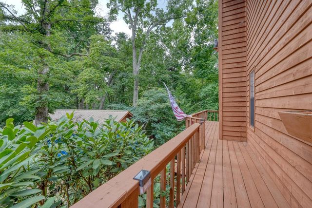 135 Deerwood Trail Road, Blairsville, GA 30512