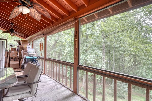 135 Deerwood Trail Road, Blairsville, GA 30512