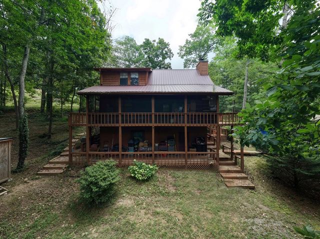 135 Deerwood Trail Road, Blairsville, GA 30512