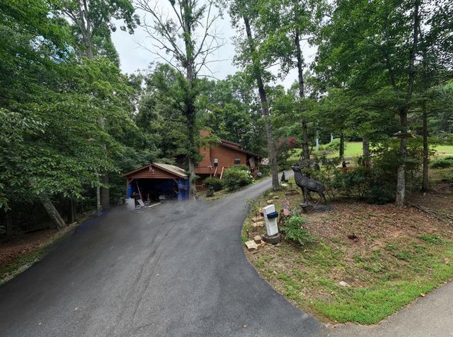 135 Deerwood Trail Road, Blairsville, GA 30512