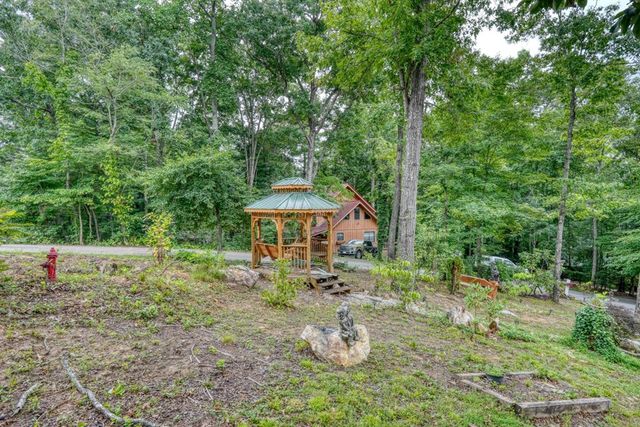 135 Deerwood Trail Road, Blairsville, GA 30512