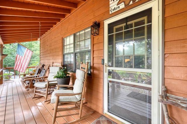 135 Deerwood Trail Road, Blairsville, GA 30512