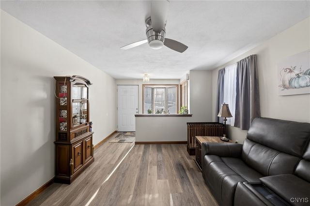 507 County Route 12, Schroeppel, NY 13132