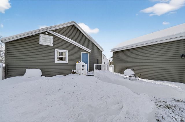 507 County Route 12, Schroeppel, NY 13132