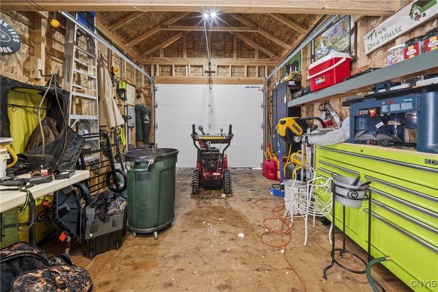 507 County Route 12, Schroeppel, NY 13132