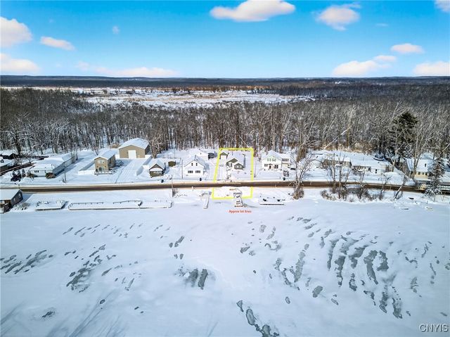 507 County Route 12, Schroeppel, NY 13132