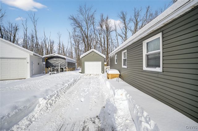 507 County Route 12, Schroeppel, NY 13132