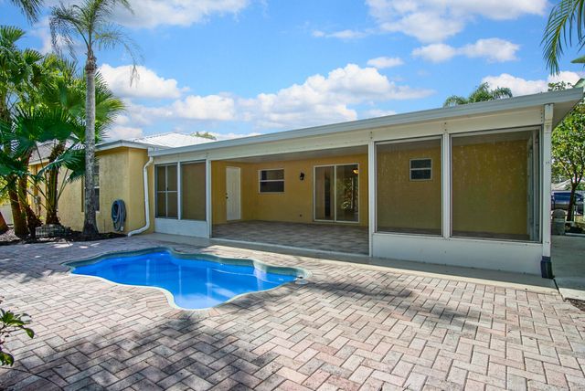 685 NW Monroe Street, Port St. Lucie, Port St Lucie, FL 34983