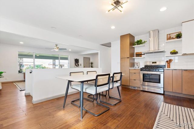 5578 Lindenwood Avenue, St Louis, MO 63109