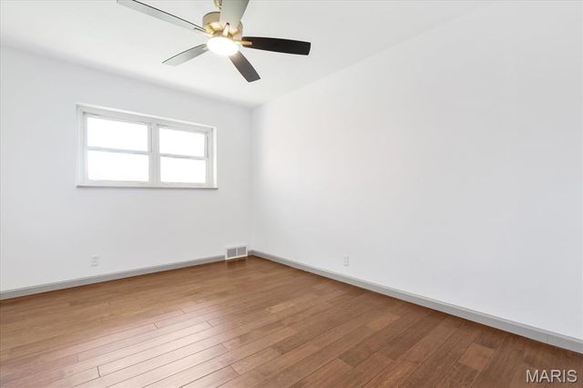 5578 Lindenwood Avenue, St Louis, MO 63109