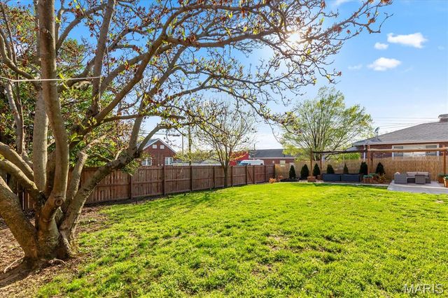 5578 Lindenwood Avenue, St Louis, MO 63109