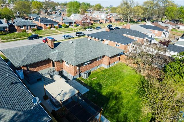 5578 Lindenwood Avenue, St Louis, MO 63109