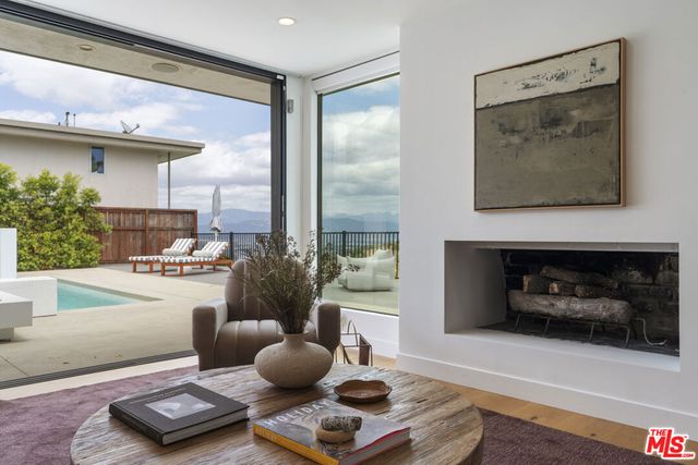 3632 Beverly Ridge Drive, Sherman Oaks, CA 91423