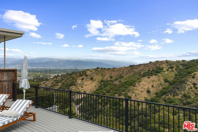 3632 Beverly Ridge Drive, Sherman Oaks, CA 91423