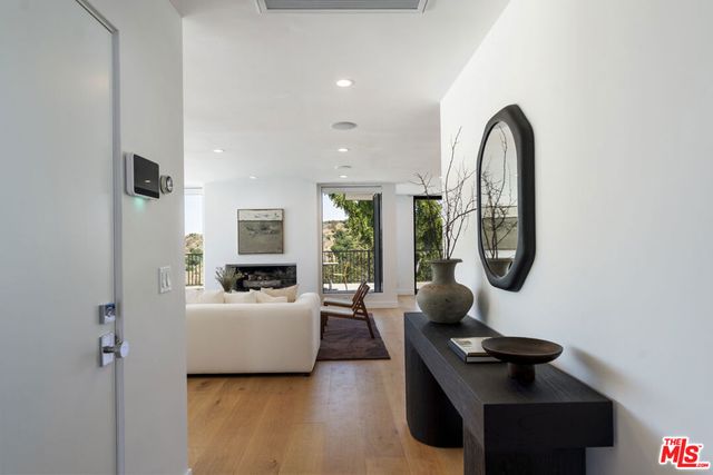 3632 Beverly Ridge Drive, Sherman Oaks, CA 91423