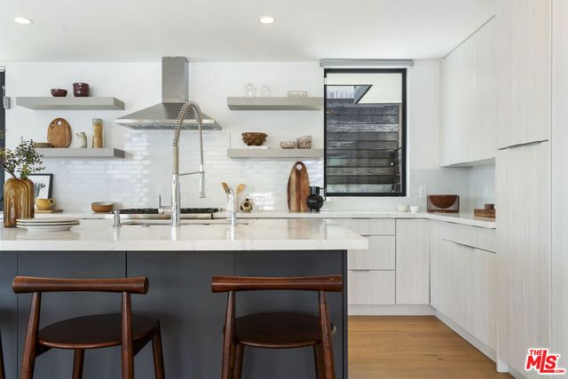 3632 Beverly Ridge Drive, Sherman Oaks, CA 91423