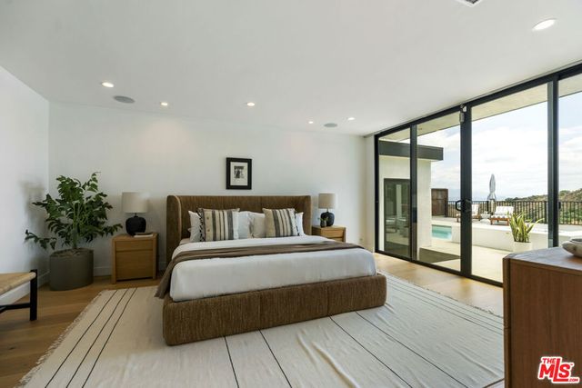 3632 Beverly Ridge Drive, Sherman Oaks, CA 91423