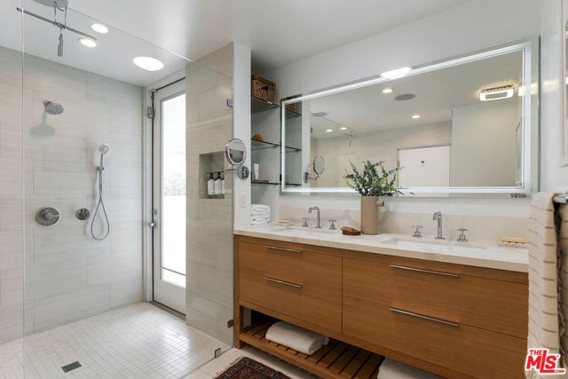 3632 Beverly Ridge Drive, Sherman Oaks, CA 91423