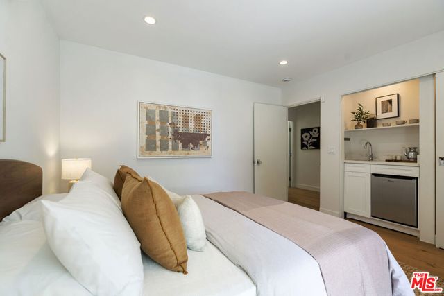 3632 Beverly Ridge Drive, Sherman Oaks, CA 91423