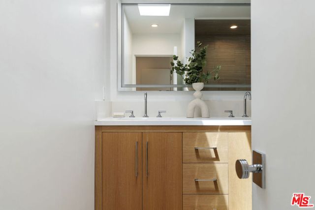 3632 Beverly Ridge Drive, Sherman Oaks, CA 91423
