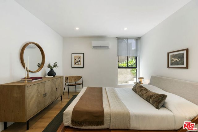 3632 Beverly Ridge Drive, Sherman Oaks, CA 91423