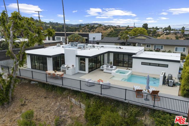 3632 Beverly Ridge Drive, Sherman Oaks, CA 91423