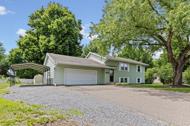 19815 Chili Avenue, Farmington, MN 55024