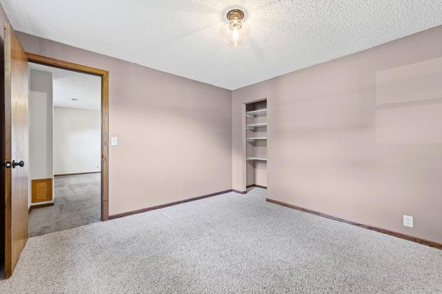 19815 Chili Avenue, Farmington, MN 55024