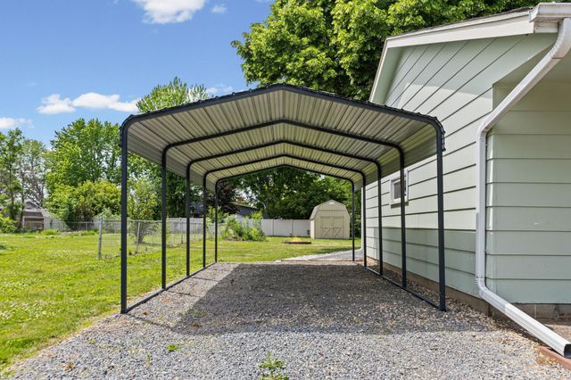 19815 Chili Avenue, Farmington, MN 55024