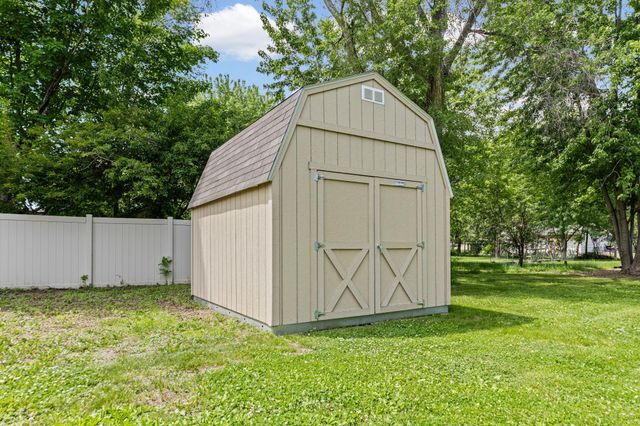 19815 Chili Avenue, Farmington, MN 55024