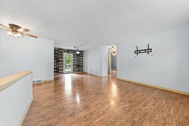 19815 Chili Avenue, Farmington, MN 55024