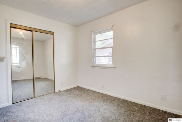 3514 N 36th Avenue, Omaha, NE 68111