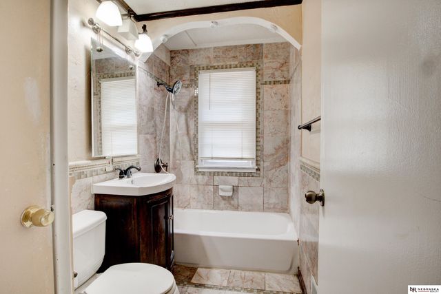 3514 N 36th Avenue, Omaha, NE 68111