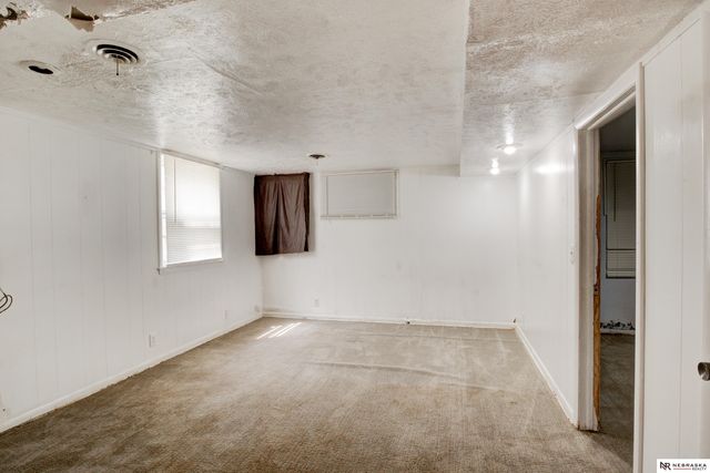 3514 N 36th Avenue, Omaha, NE 68111