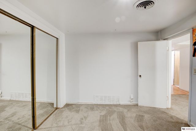 3514 N 36th Avenue, Omaha, NE 68111