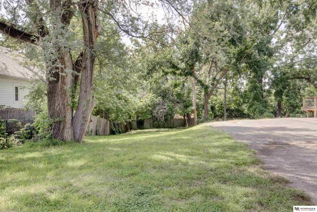 3514 N 36th Avenue, Omaha, NE 68111