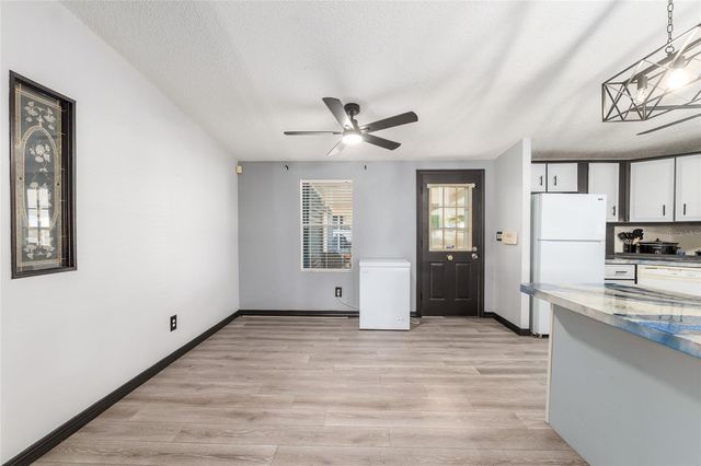 6832 NE 3RD PLACE, Ocala, FL 34470