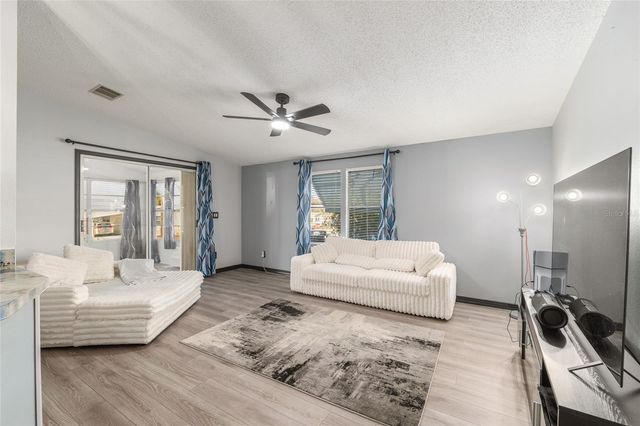 6832 NE 3RD PLACE, Ocala, FL 34470