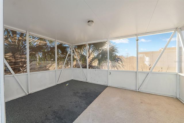 6832 NE 3RD PLACE, Ocala, FL 34470