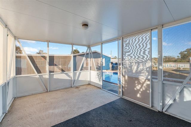 6832 NE 3RD PLACE, Ocala, FL 34470