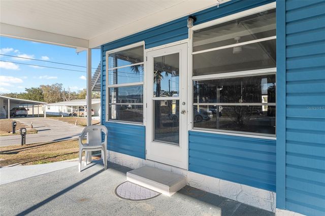 6832 NE 3RD PLACE, Ocala, FL 34470