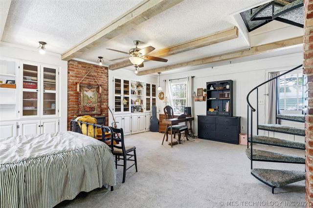 108 S Bettes Avenue, Wagoner, OK 74467