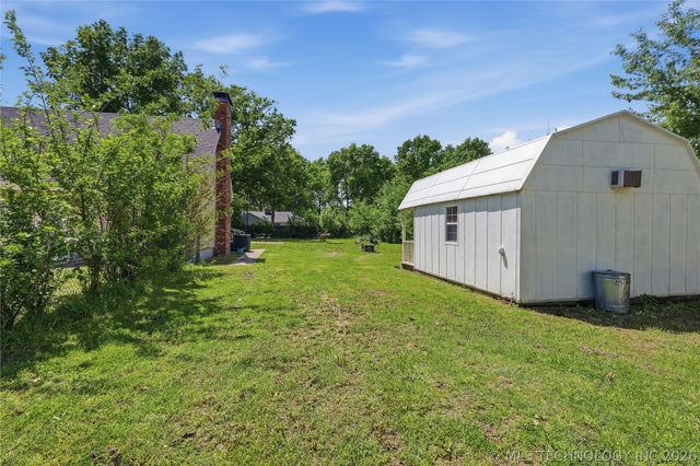 108 S Bettes Avenue, Wagoner, OK 74467