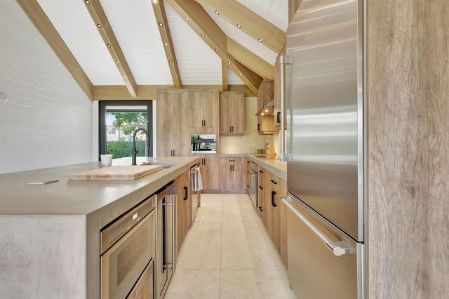 11880 Pebblewood Drive, Wellington, FL 33414