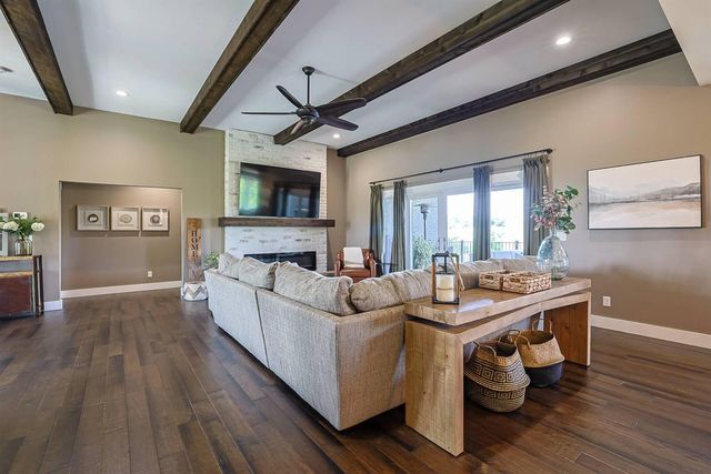 914 Man O War Boulevard, Union, KY 41091